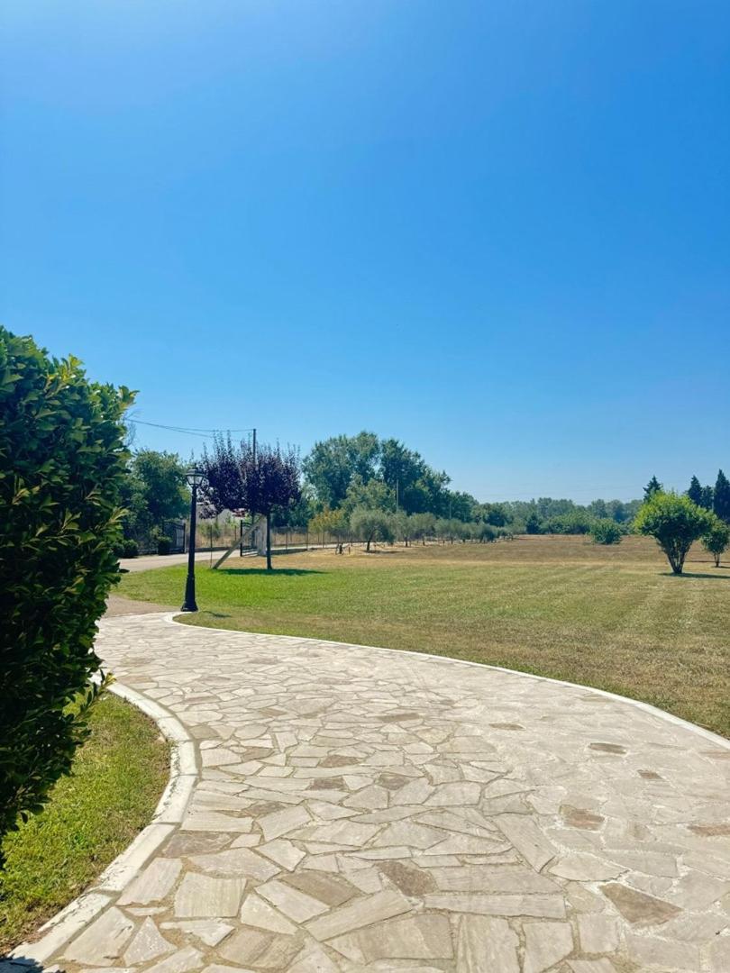 Casa Family Hotel Ulcinj Bagian luar foto