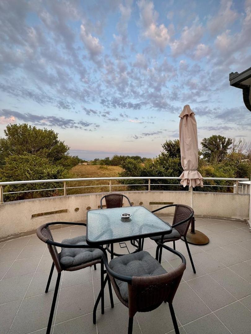Casa Family Hotel Ulcinj Bagian luar foto