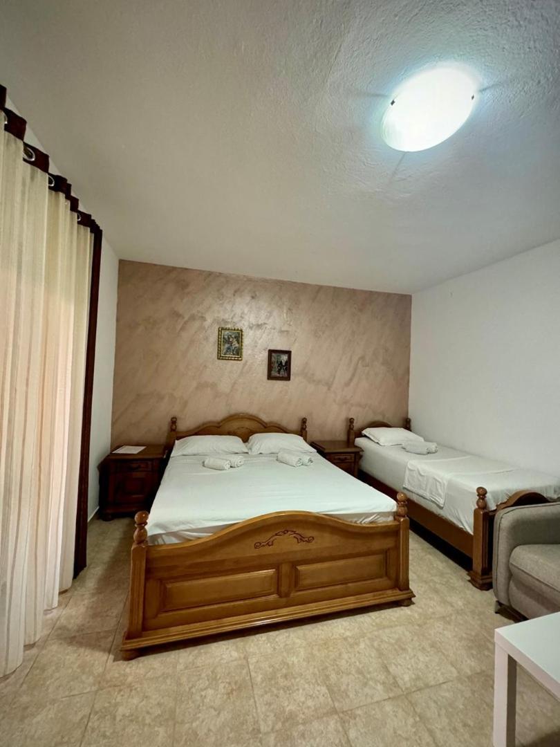 Casa Family Hotel Ulcinj Bagian luar foto